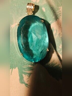 Teal Oval Crystal Pendant Necklace - Unbranded Sterling Silver 925 Setting Prong